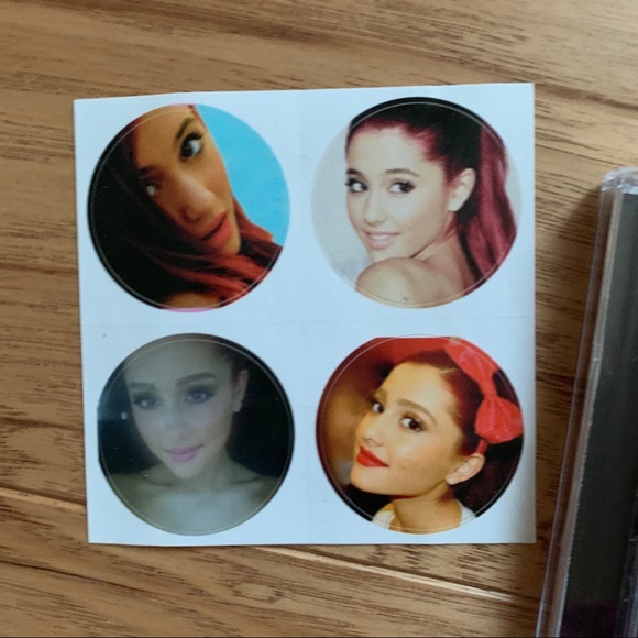 Ariana Grande yours truly Cd - Picture 2 of 5